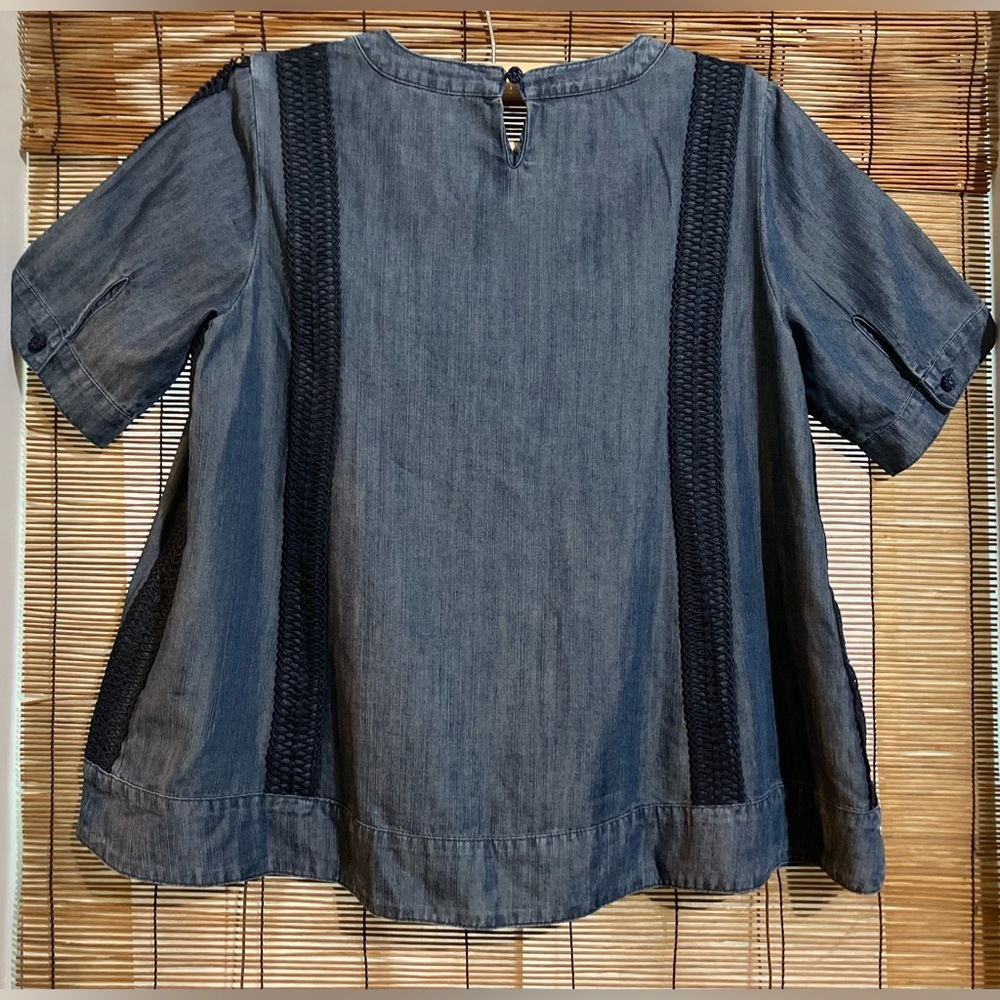 Soft Surroundings Lapiza Crochet Stripe Chambray Top Dark Wash Blue Denim - Picture 4 of 9
